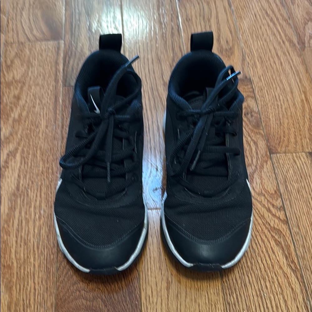 Nike Kids Black Athletic Shoes